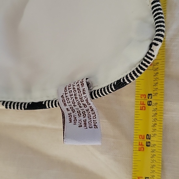 "Blessed" table runner - Picture 6 of 8